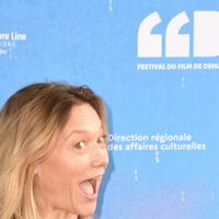 “T’es allée trop loin” : une actrice française offre un sex toy à sa mère et provoque un tollé