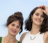 “On aimerait que les hommes abusifs réfléchissent à ce qu’ils ont été, à ce qui leur semblait si naturel, et marrant. On voudrait que les femmes épargnées, les femmes qui aiment le pouvoir, ne soutiennent pas leur amis, frères, pères agresseurs en dénigrant celles qui osent parler"